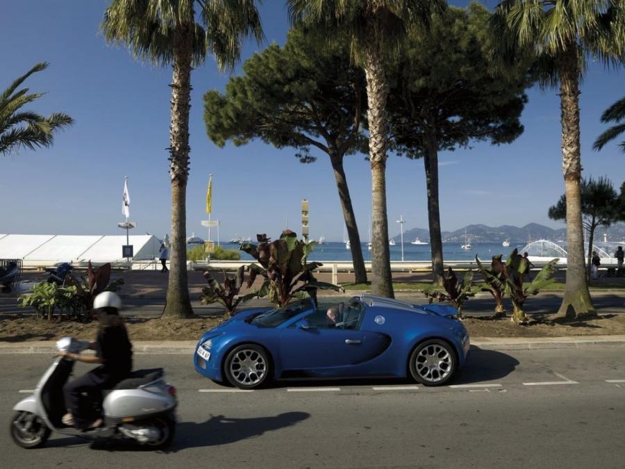  Bugatti Veyron 16.4 Grand Sport Roadster 2008 года  (фото 23 из 186)